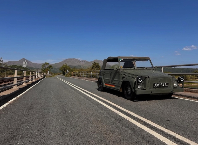Lyndon C 1971 Trekker