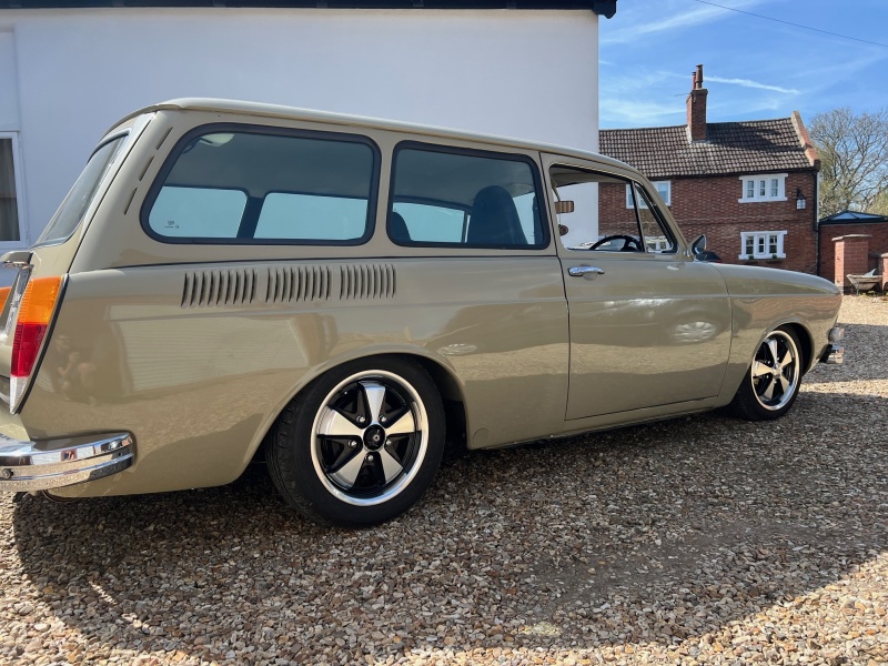Nicholas M Squareback