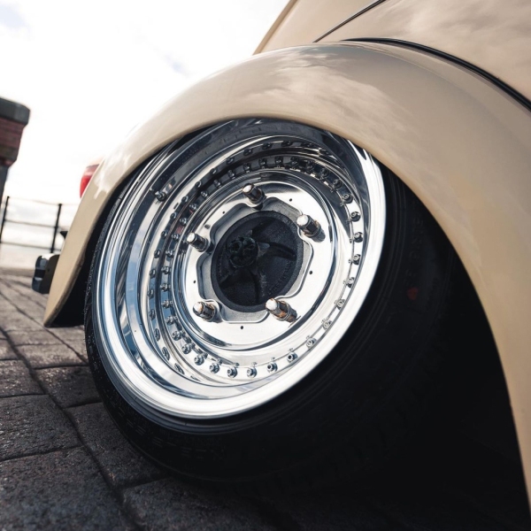 Chris H Beetle