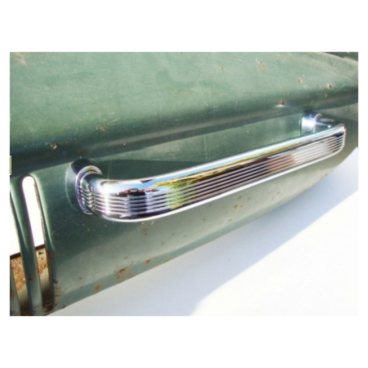 T2 -67 Split Screen Chrome Dash Grab Handle
