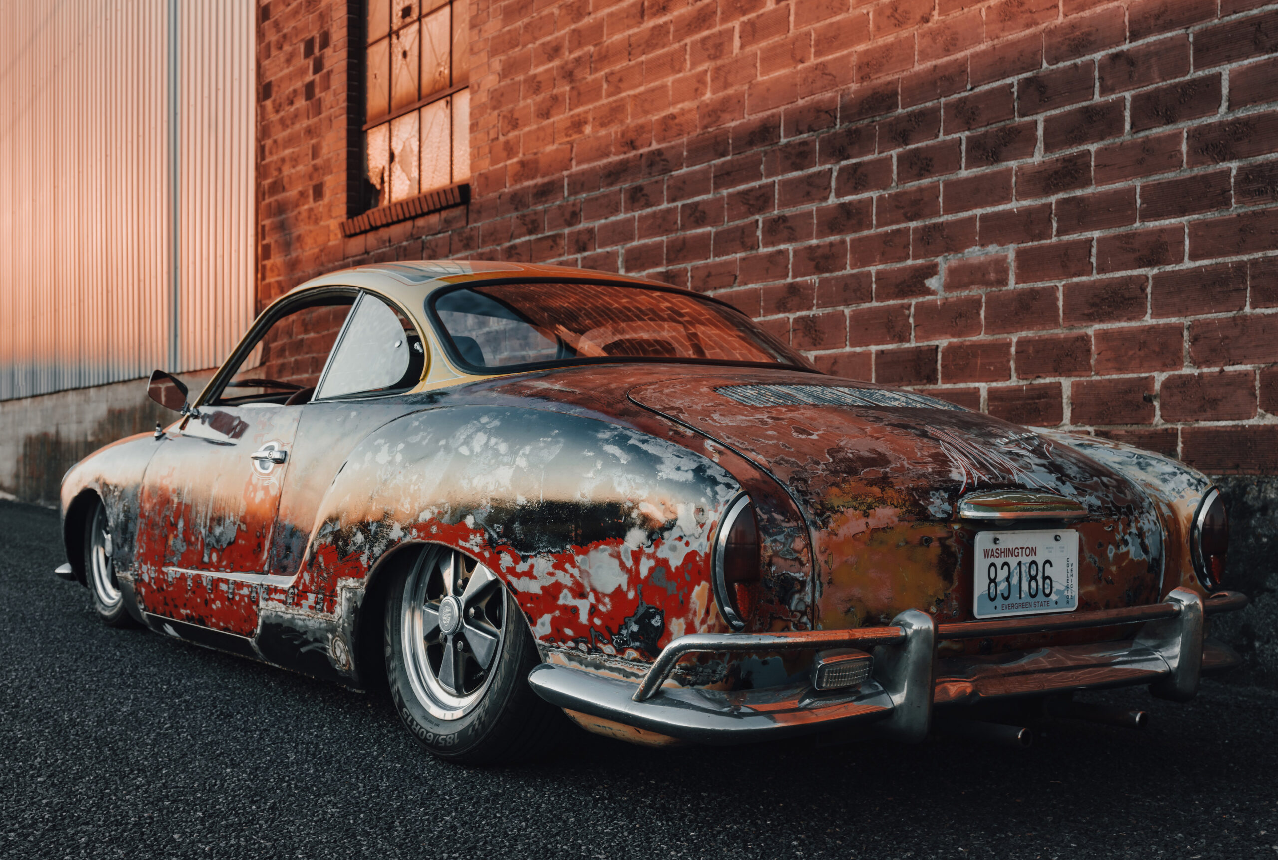 Karmann Ghia with Limebug Deluxe Air Ride Kit fitted