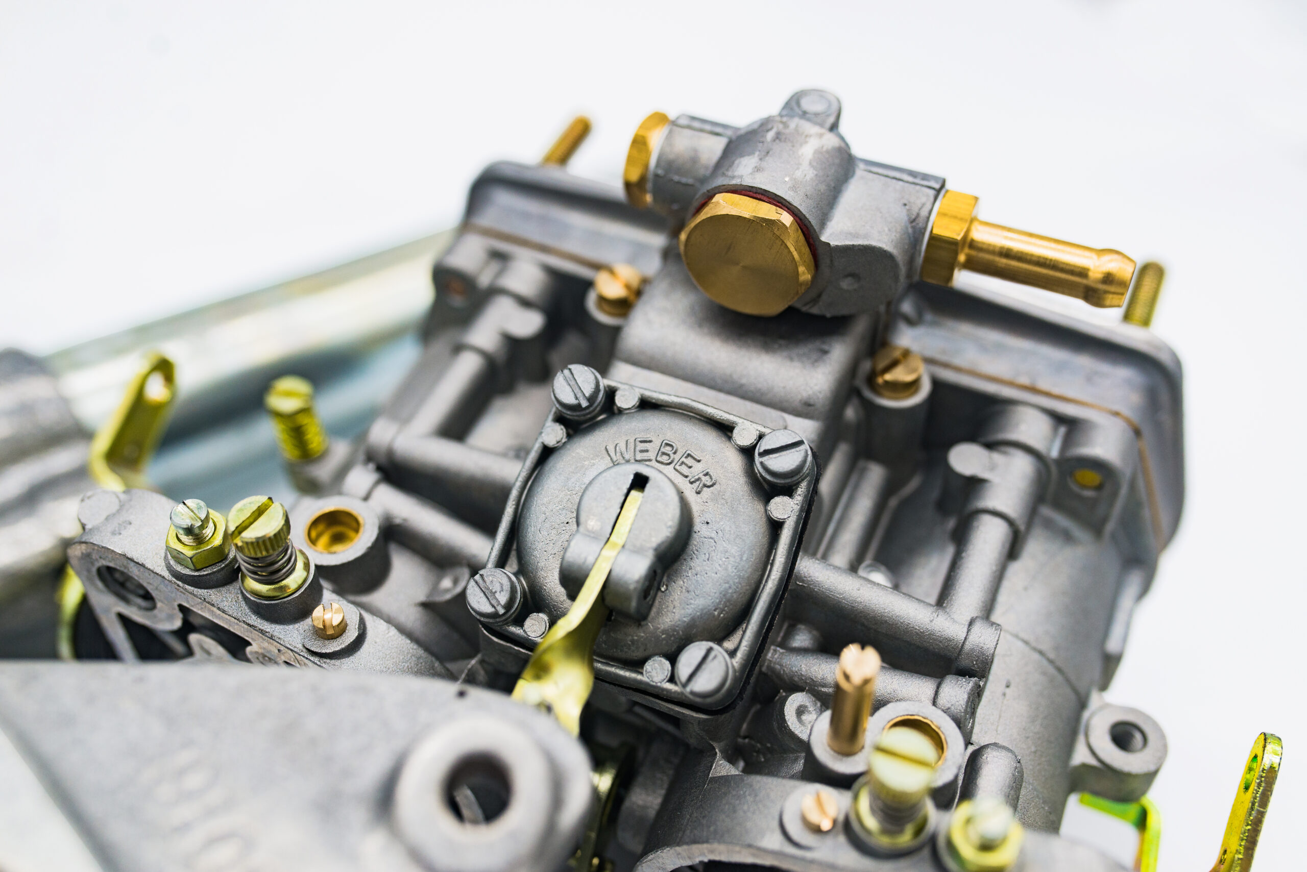 Adjust a carburetor easily 