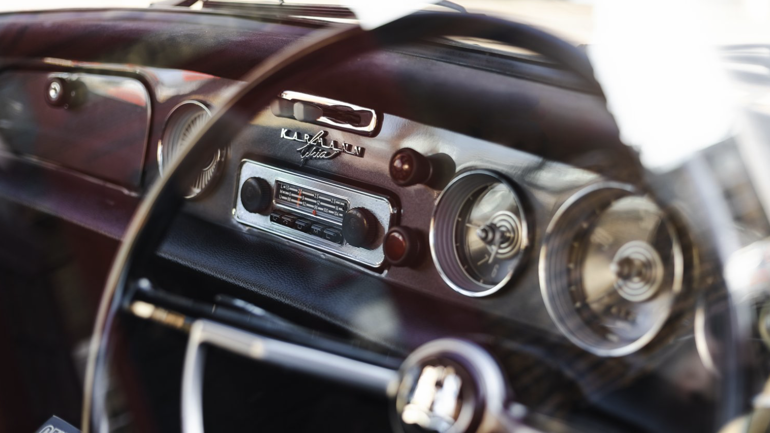 Razor Edge Interior