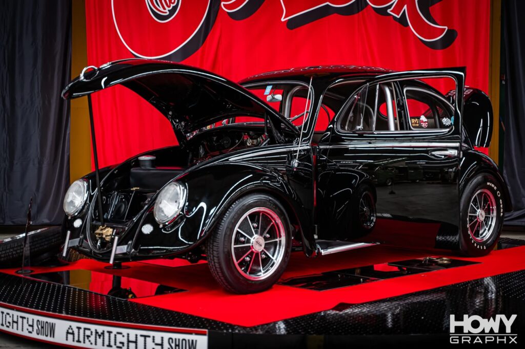IRVS 1954 Oval at Airmighty Show