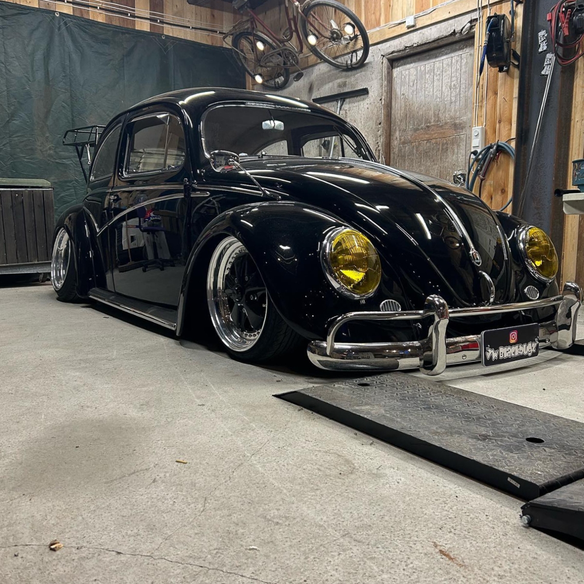 BlackBugz' 1957 Beetle