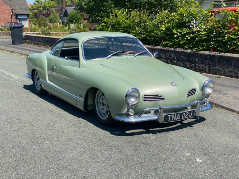 Matt W' Karmann Ghia