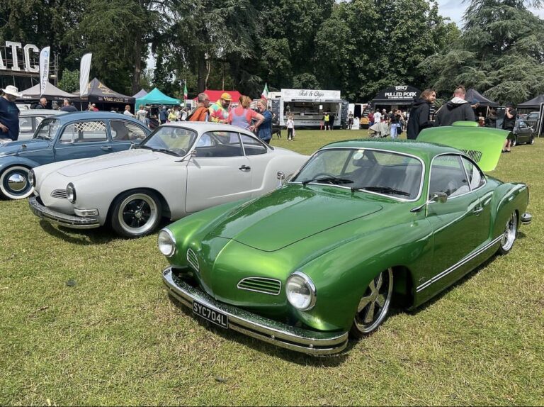 Chris G' 1973 Karmann Ghia
