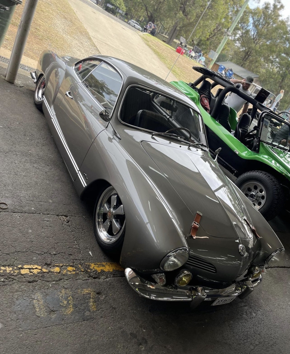 Pat E' Karmann Ghia