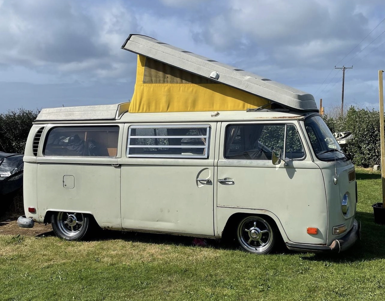 Sam T' 1970 Bay Window