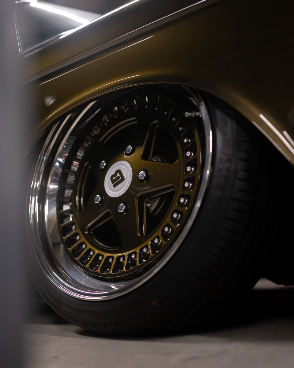 Limebug' 1964 Razor Edge