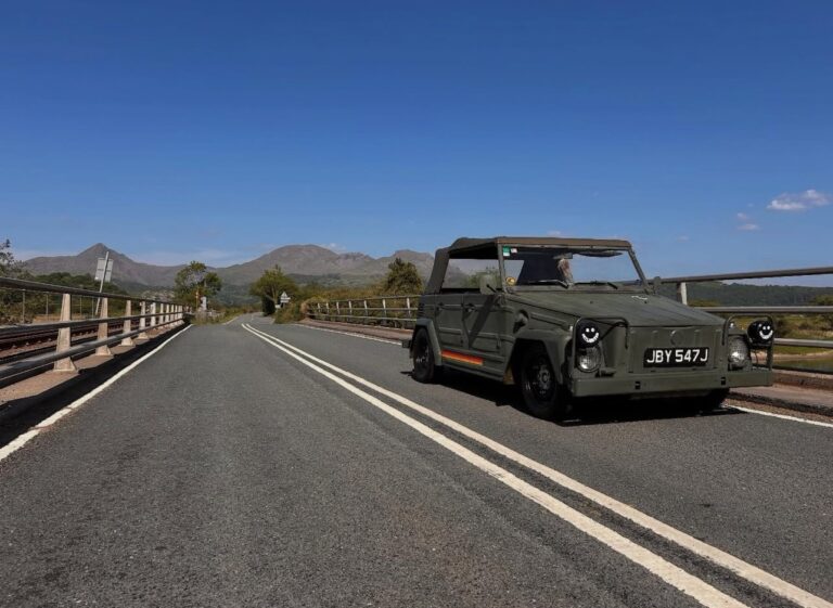 Lyndon C' 1971 Trekker