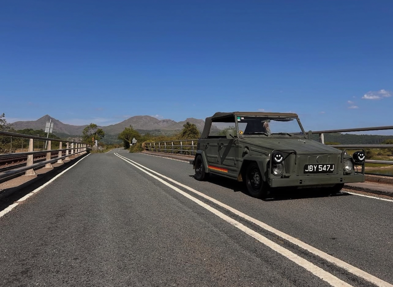 Lyndon C' 1971 Trekker
