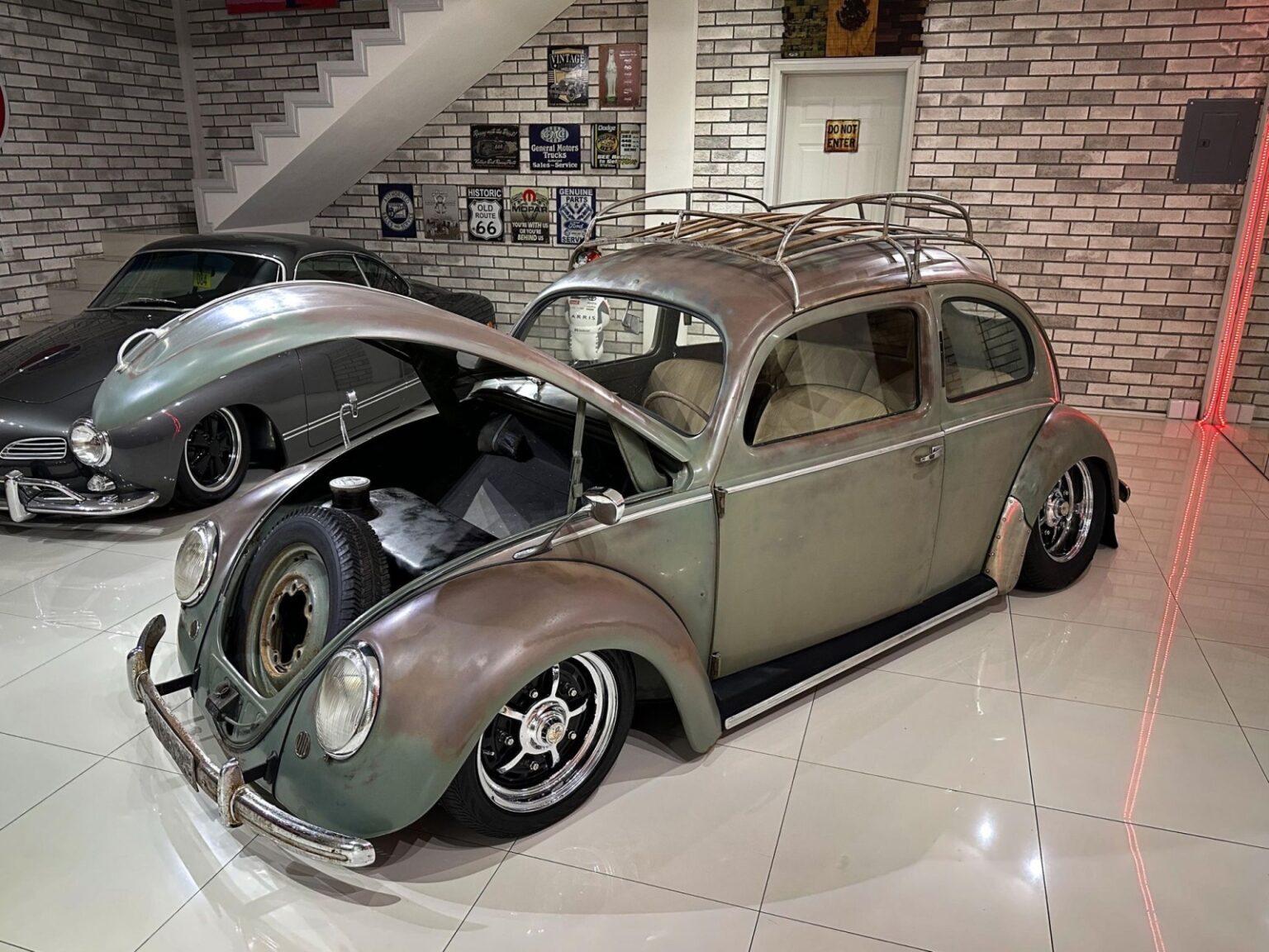 Daniel S' Beetle